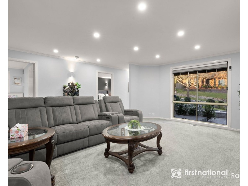 7 Montbrae Circuit, Narre Warren North VIC 3804