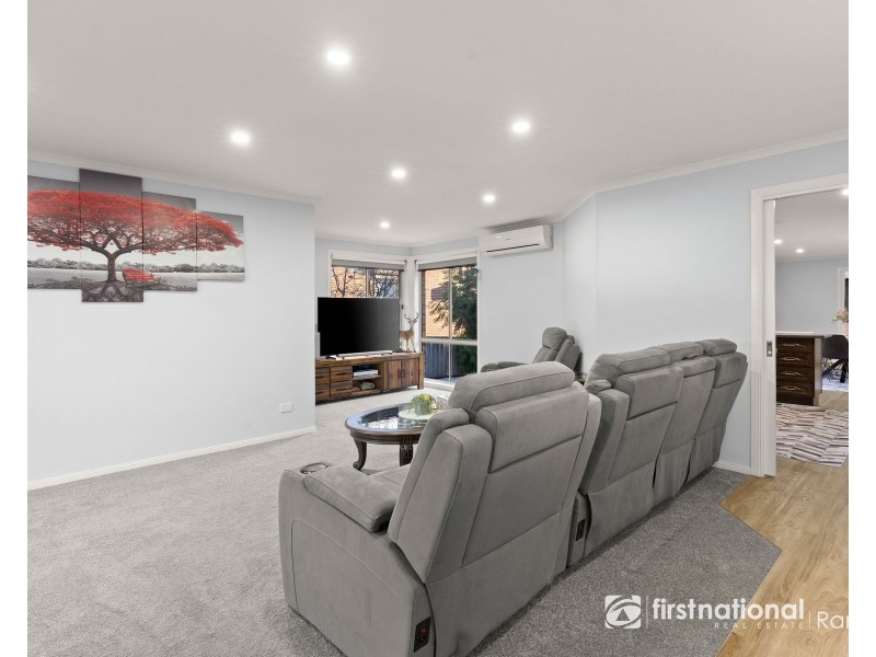 7 Montbrae Circuit, Narre Warren North VIC 3804