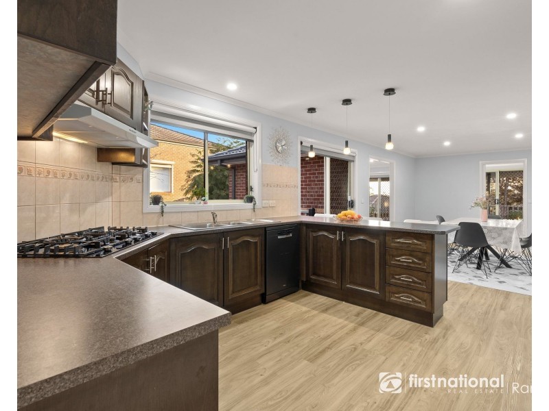 7 Montbrae Circuit, Narre Warren North VIC 3804