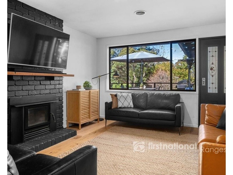 16 Church Road, Menzies Creek VIC 3159