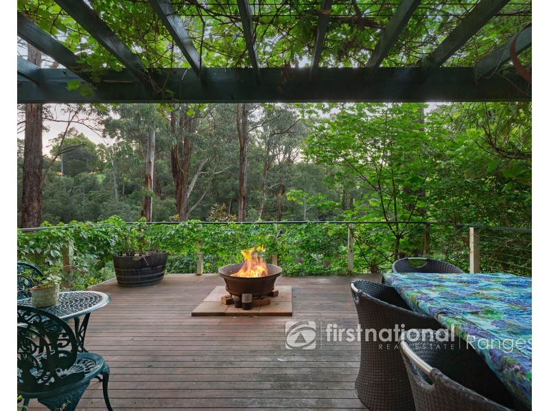 37 Fern Glade Drive, Emerald VIC 3782