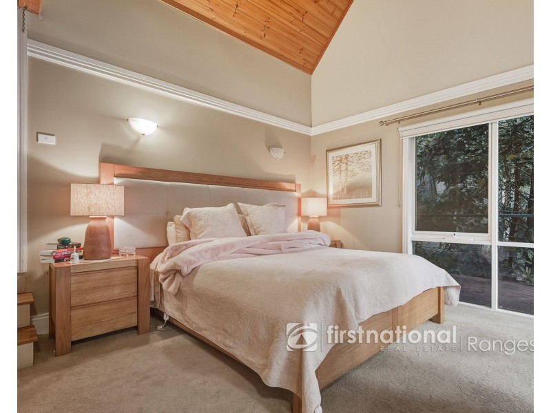 37 Fern Glade Drive, Emerald VIC 3782