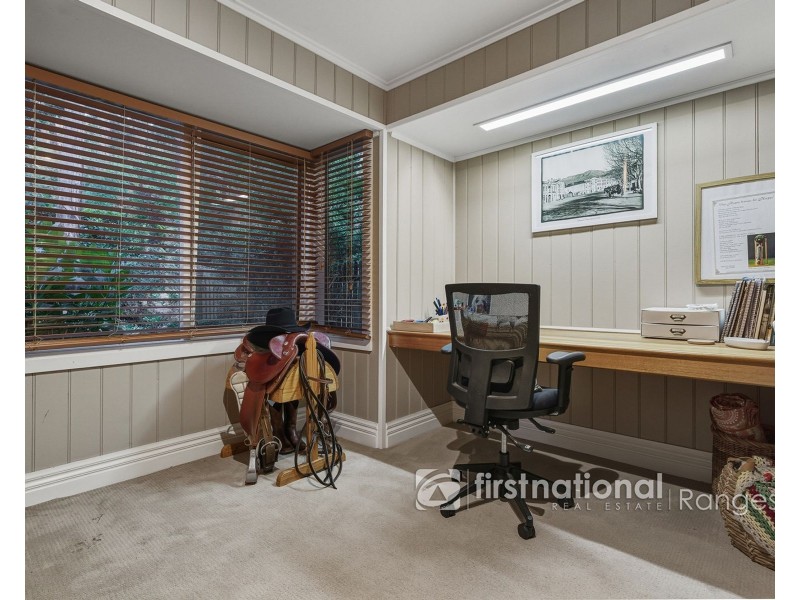 37 Fern Glade Drive, Emerald VIC 3782