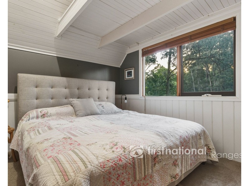 37 Fern Glade Drive, Emerald VIC 3782