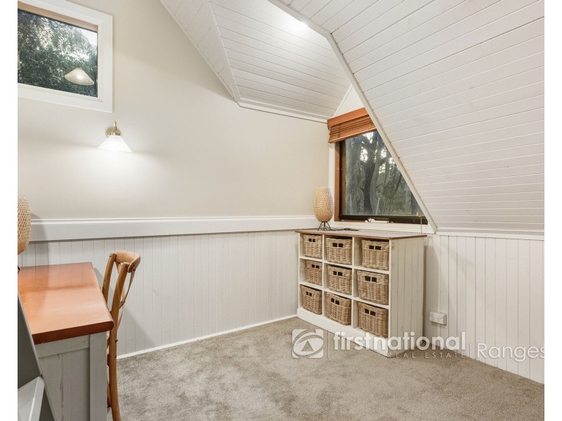 37 Fern Glade Drive, Emerald VIC 3782