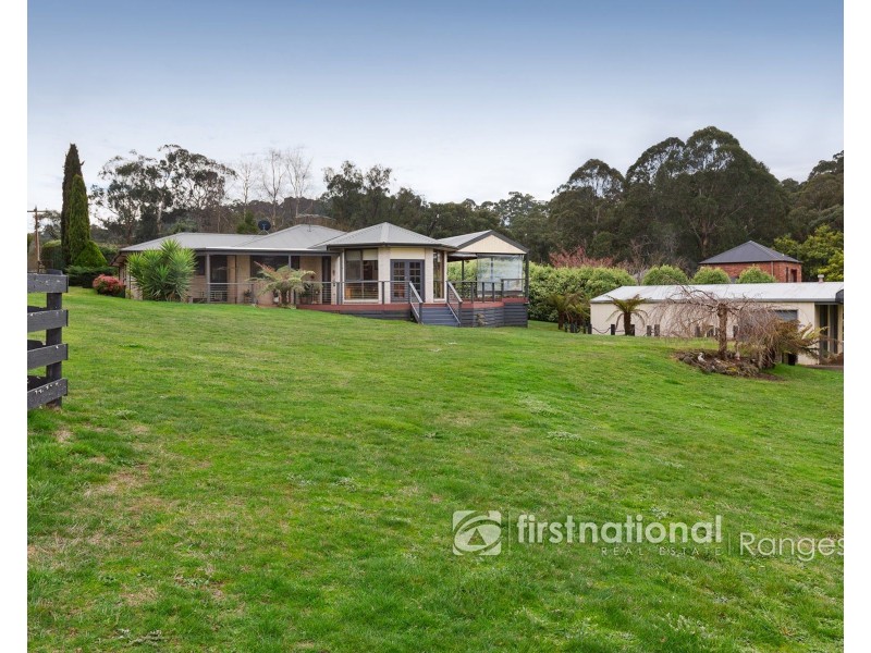 35 Edmunds Road, Cockatoo VIC 3781