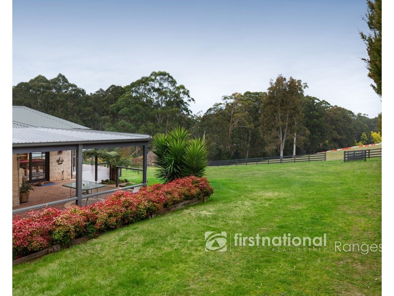 35 Edmunds Road, Cockatoo VIC 3781