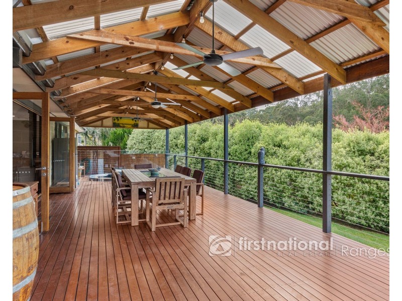35 Edmunds Road, Cockatoo VIC 3781