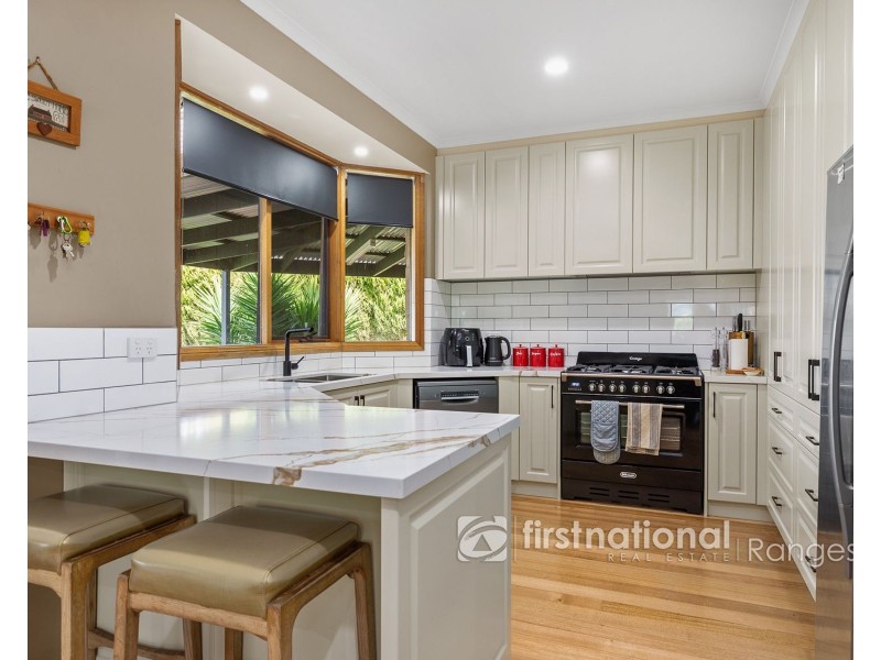 35 Edmunds Road, Cockatoo VIC 3781