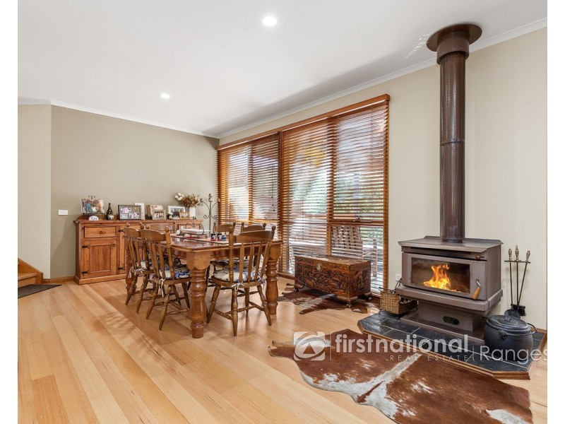 35 Edmunds Road, Cockatoo VIC 3781