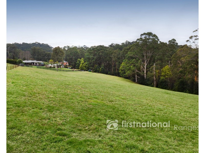 35 Edmunds Road, Cockatoo VIC 3781