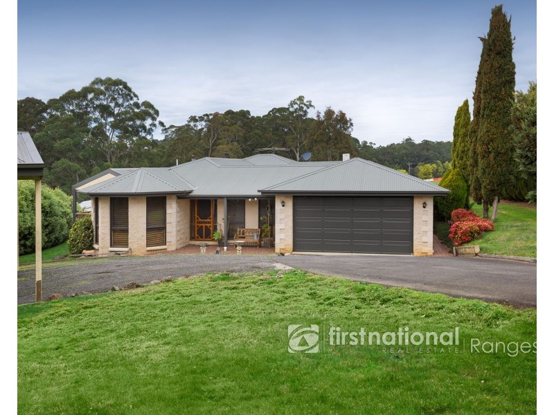 35 Edmunds Road, Cockatoo VIC 3781