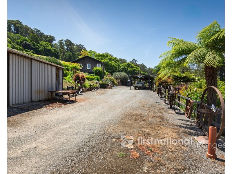 24-26 McCarthy Road, Olinda VIC 3788