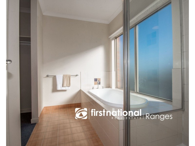 25 Monbulk Crescent, Rowville VIC 3178