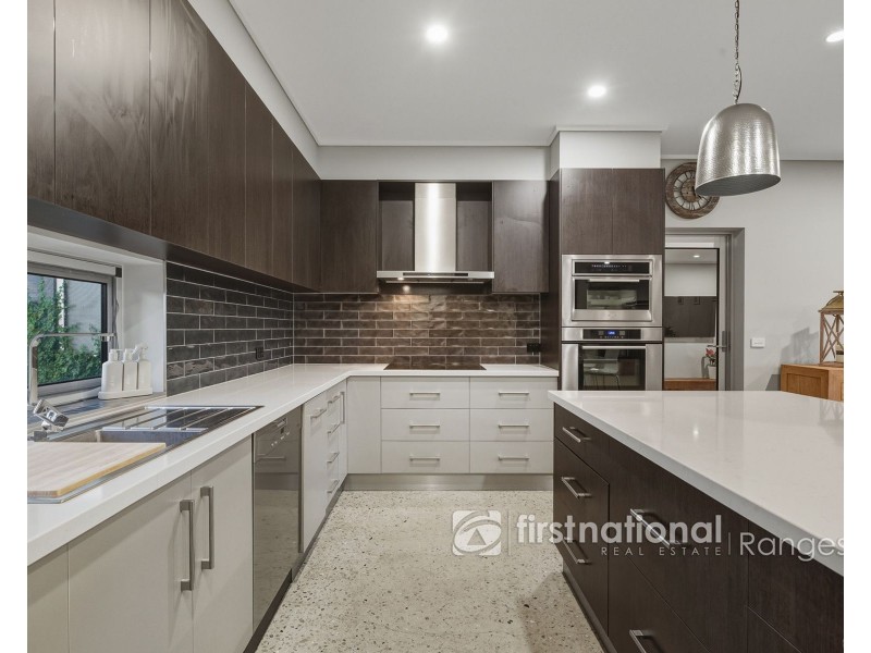 8 Kennedy Road, Avonsleigh VIC 3782