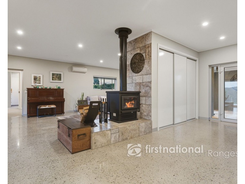 8 Kennedy Road, Avonsleigh VIC 3782