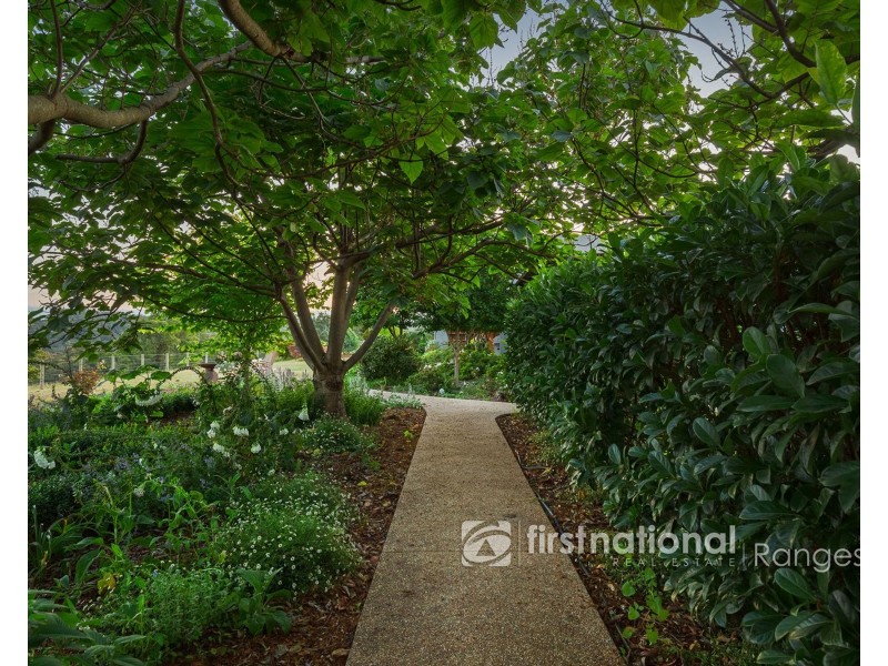 8 Kennedy Road, Avonsleigh VIC 3782