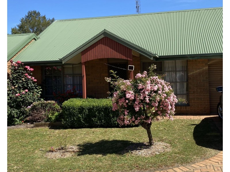 7/11 Westlands Road, Emerald VIC 3782