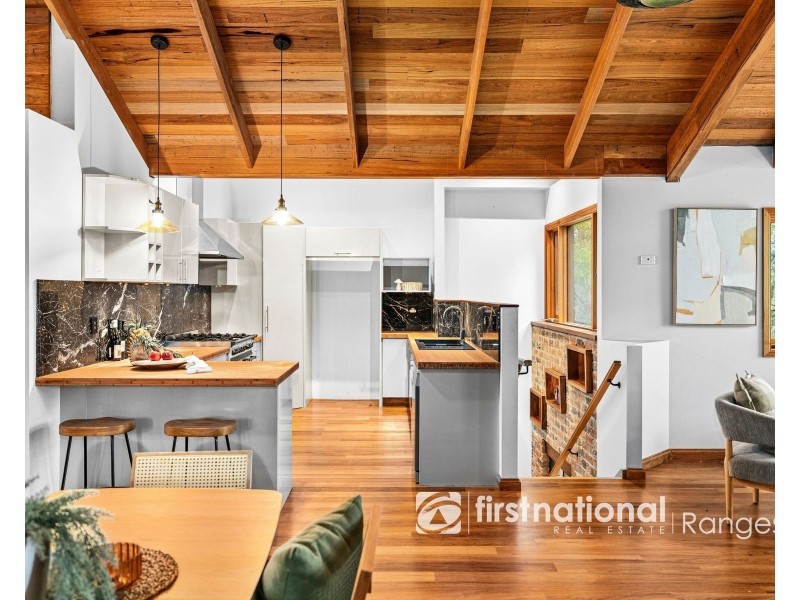 10 Thompson Road, Upwey VIC 3158