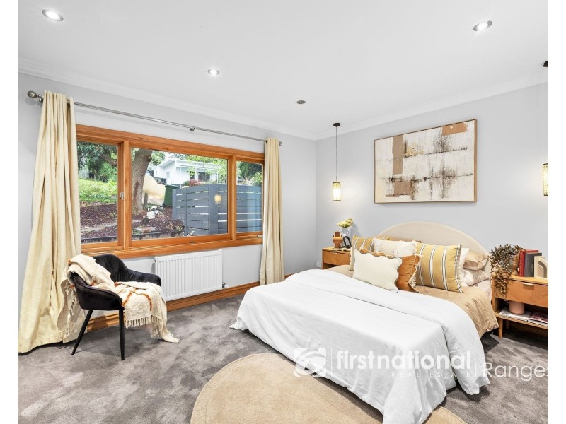 10 Thompson Road, Upwey VIC 3158