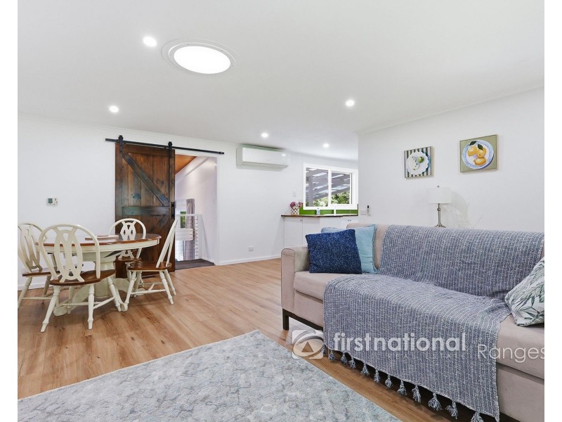 4 Joffre Parade, Cockatoo VIC 3781