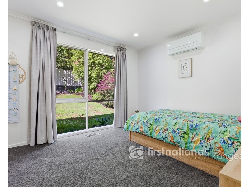 4 Joffre Parade, Cockatoo VIC 3781