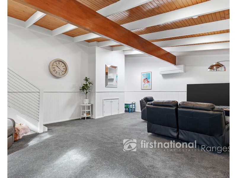 4 Joffre Parade, Cockatoo VIC 3781