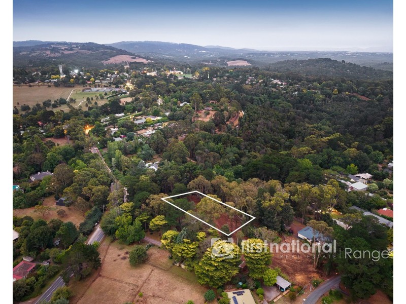 4 Station Avenue, Emerald VIC 3782