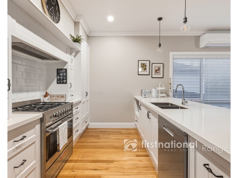 24 Durban Road, Emerald VIC 3782