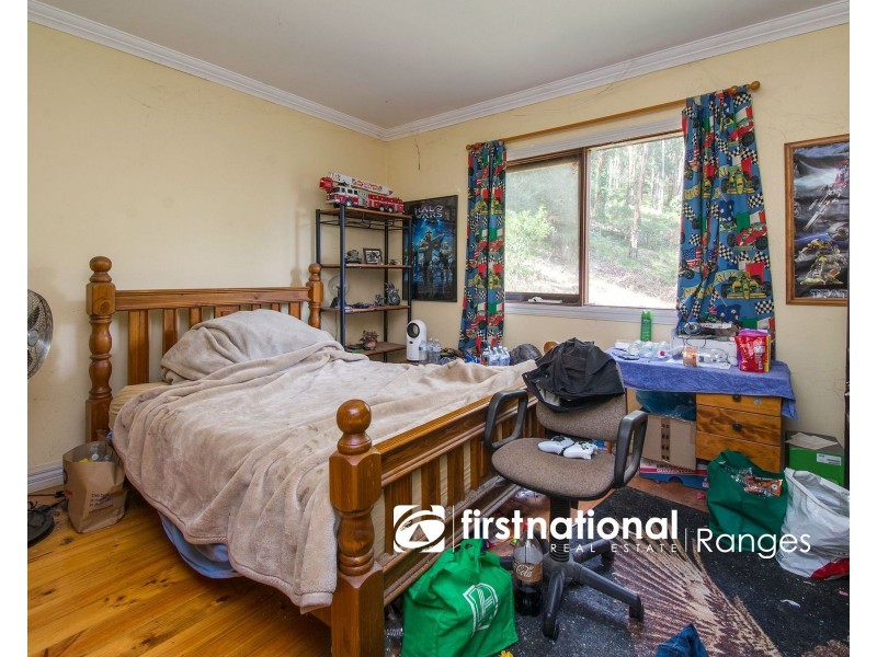 2 Eveline Road, Selby VIC 3159