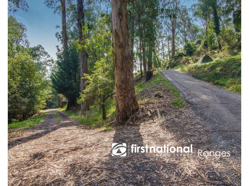 2 Eveline Road, Selby VIC 3159