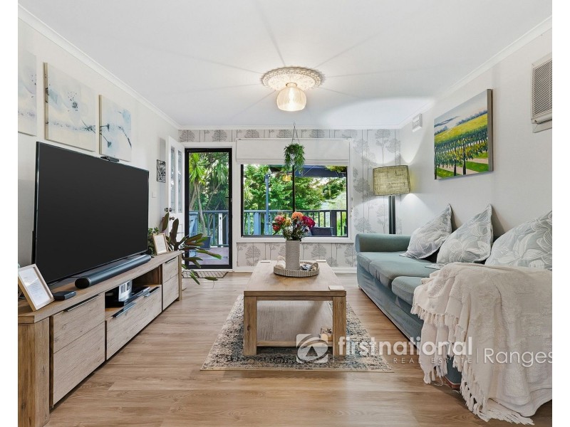 52 First Avenue, Cockatoo VIC 3781