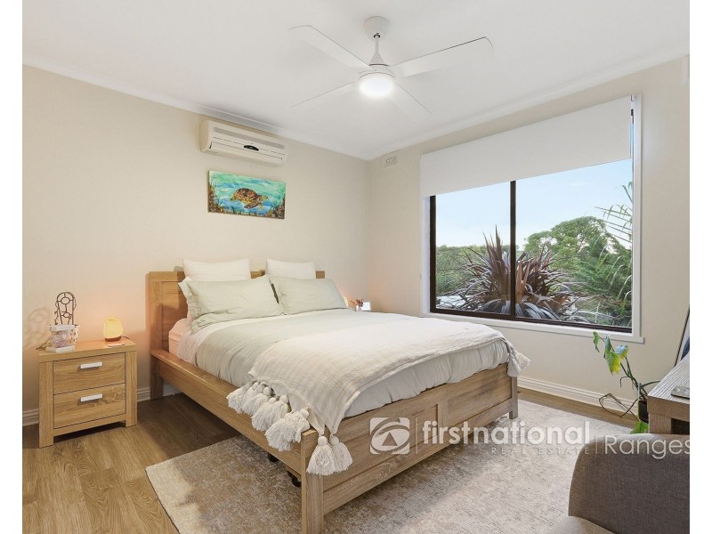 52 First Avenue, Cockatoo VIC 3781