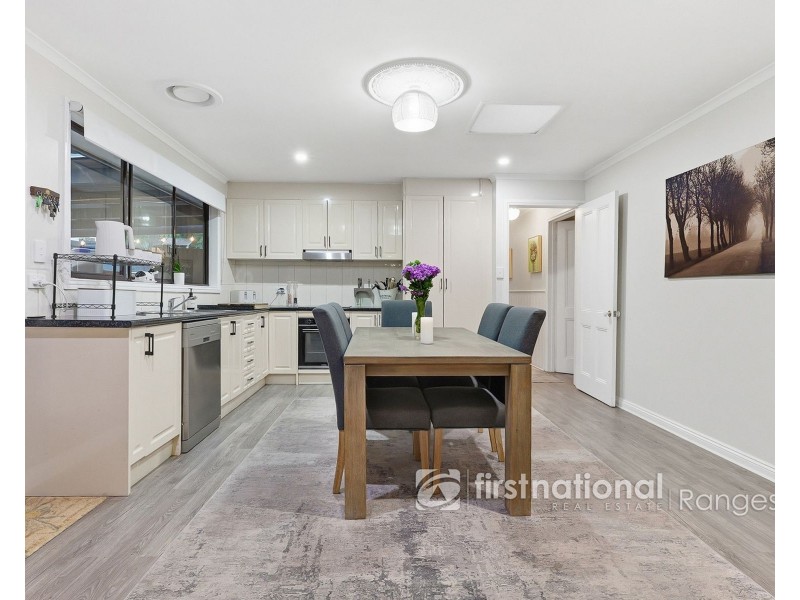 52 First Avenue, Cockatoo VIC 3781