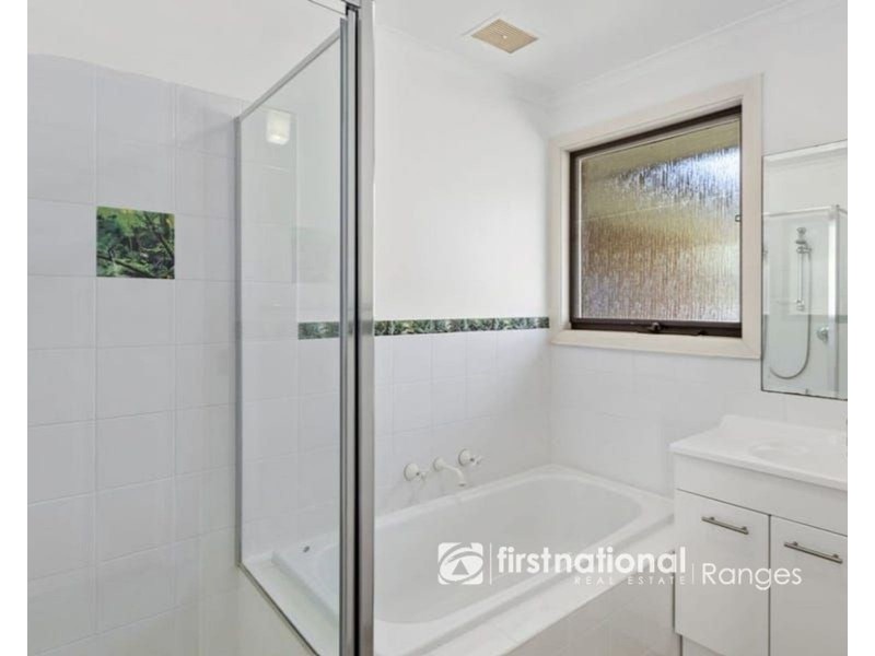 3 Tumut Court, Wantirna South VIC 3152