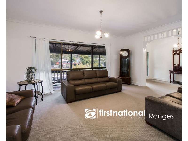 18 Darling Avenue, Upwey VIC 3158