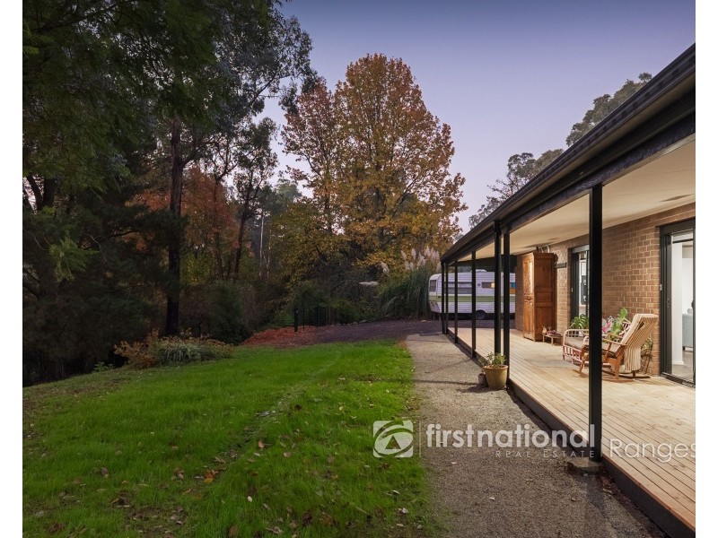 6 MacKenzie Street, Cockatoo VIC 3781