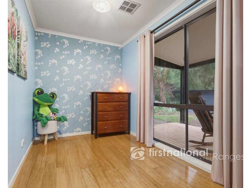 6 MacKenzie Street, Cockatoo VIC 3781