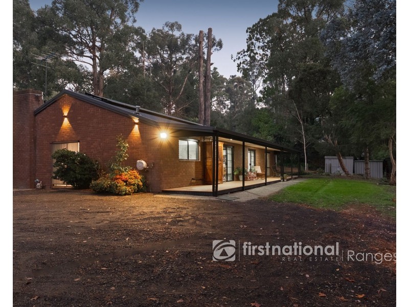 6 MacKenzie Street, Cockatoo VIC 3781