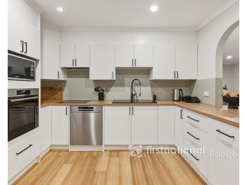 57 First Avenue, Cockatoo VIC 3781