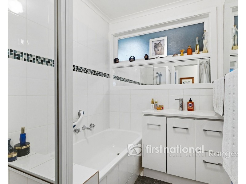 10 Victor Road, Clematis VIC 3782