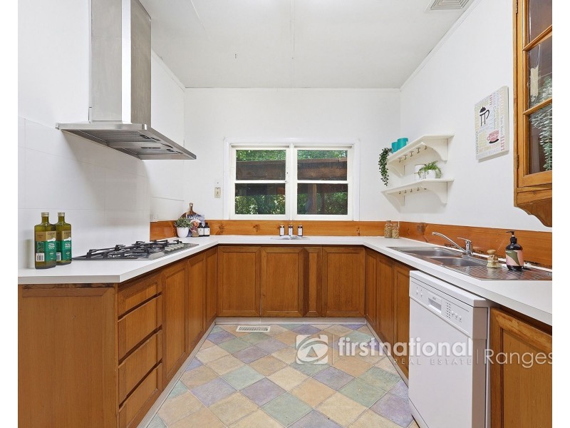 37 Charman Avenue, Emerald VIC 3782