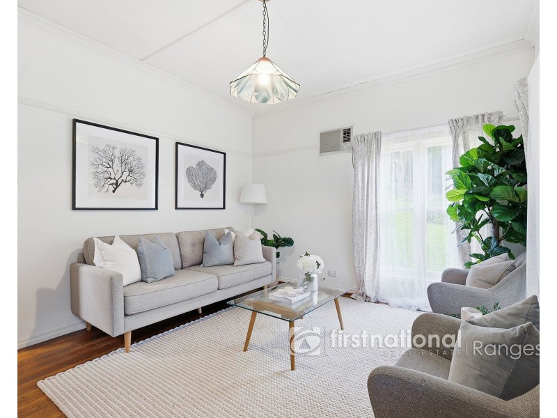 37 Charman Avenue, Emerald VIC 3782
