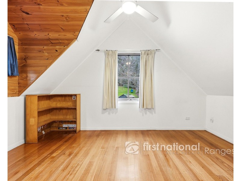 37 Charman Avenue, Emerald VIC 3782