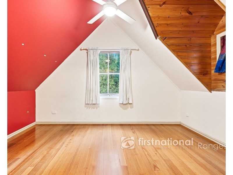 37 Charman Avenue, Emerald VIC 3782