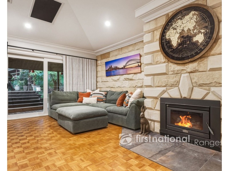 5 Doonaha Road, Cockatoo VIC 3781