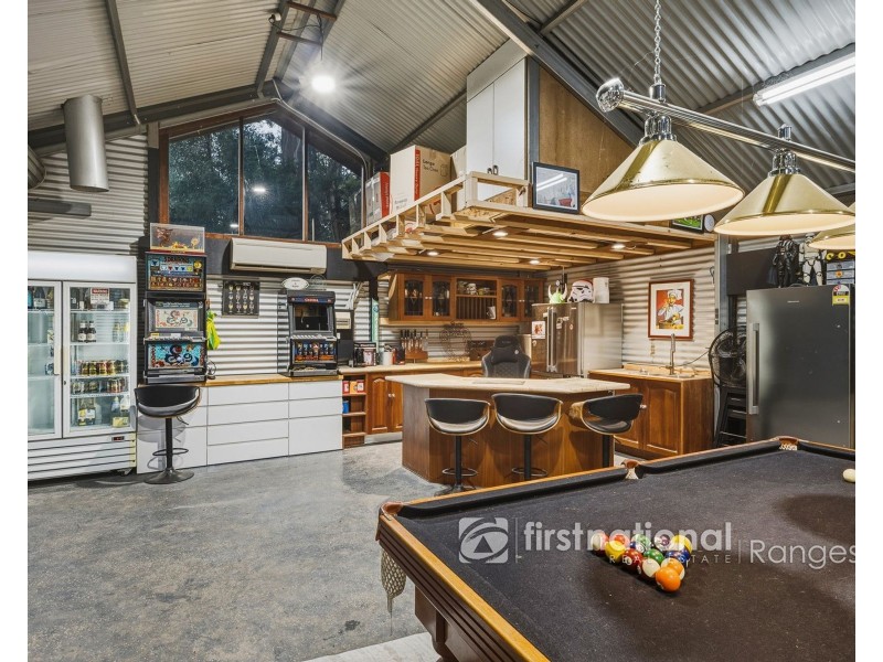 5 Doonaha Road, Cockatoo VIC 3781
