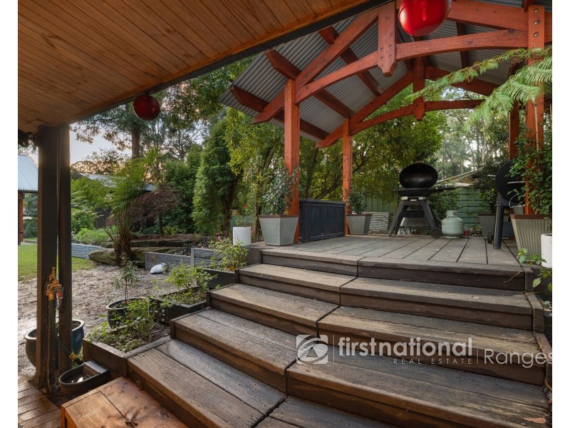 5 Doonaha Road, Cockatoo VIC 3781