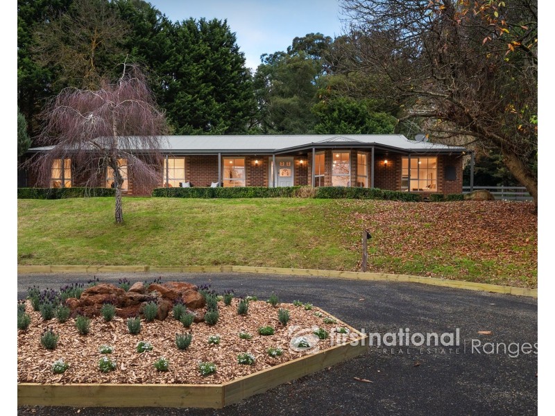 19 View Hill Road, Cockatoo VIC 3781