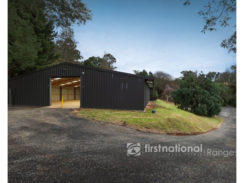 19 View Hill Road, Cockatoo VIC 3781